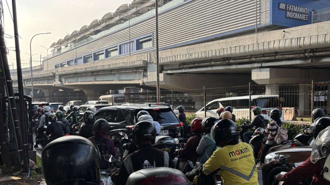 Kemacetan TB Simatupang Kemacetan TB Simatupang