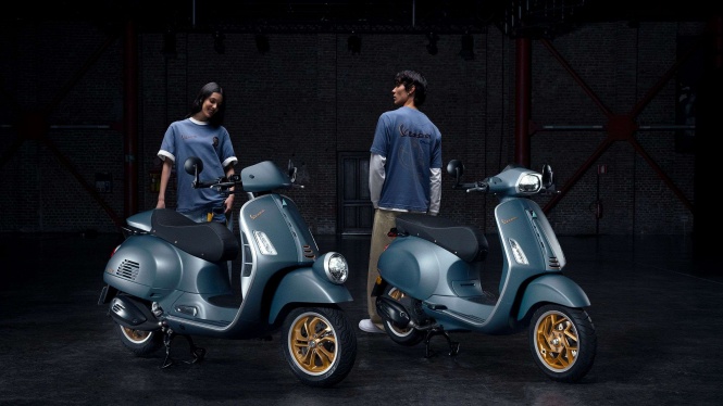Vespa Officina 8 Resmi Mengaspal, Pakai Basis Sprint dan GTV Vespa Officina 8 Resmi Mengaspal, Pakai Basis Sprint dan GTV