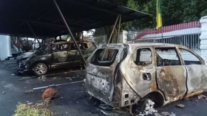 Asuransi kendaraan korban kerusuhan Asuransi kendaraan korban kerusuhan