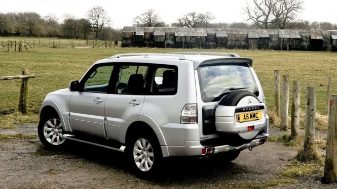 Mitsubishi Pajero Mitsubishi Pajero