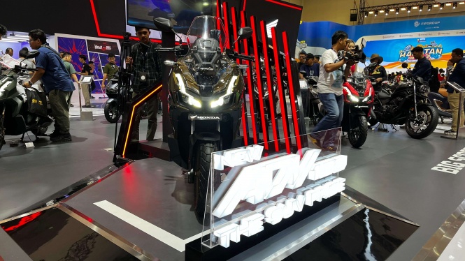 Honda ADV 160 Baru Tampil Menggoda di IMOS 2025 Honda ADV 160 Baru Tampil Menggoda di IMOS 2025