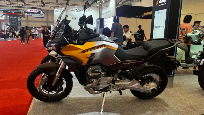 Moto Guzzi Stelvio dan Aprilia RS 660 Diskon Rp 100 Juta di IMOS Moto Guzzi Stelvio dan Aprilia RS 660 Diskon Rp 100 Juta di IMOS, 1. Harley-Davidson Road Glide, 2. Moto Guzzi Stelvio, 3. Aprilia RS 660, 4. Honda XL750 Transalp, 5. Royal Enfield Super Meteor 650