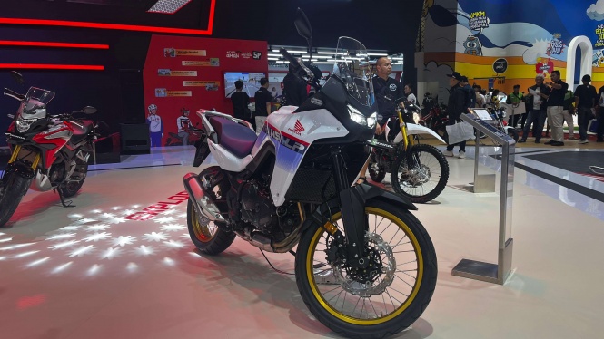 5 Motor Termahal di IMOS 2025, Ada Honda XL750 Transalp 5 Motor Termahal di IMOS 2025, Ada Honda XL750 Transalp, 1. Harley-Davidson Road Glide, 2. Moto Guzzi Stelvio, 3. Aprilia RS 660, 4. Honda XL750 Transalp, 5. Royal Enfield Super Meteor 650