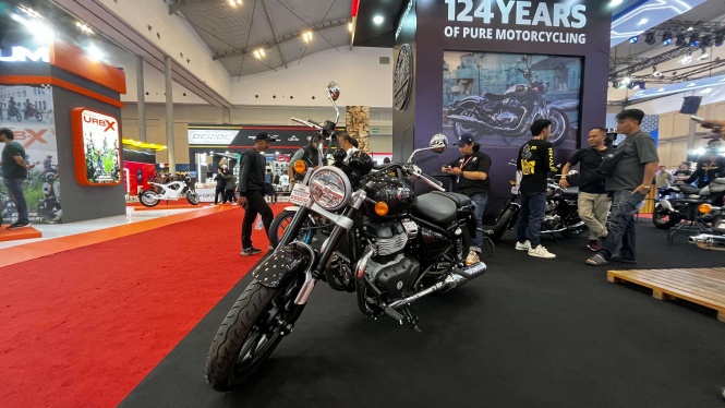 5 Motor Termahal di IMOS 2025, Ada Honda XL750 Transalp 5 Motor Termahal di IMOS 2025, Ada Honda XL750 Transalp, 1. Harley-Davidson Road Glide, 2. Moto Guzzi Stelvio, 3. Aprilia RS 660, 4. Honda XL750 Transalp, 5. Royal Enfield Super Meteor 650