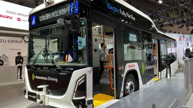Isuzu Erga EV