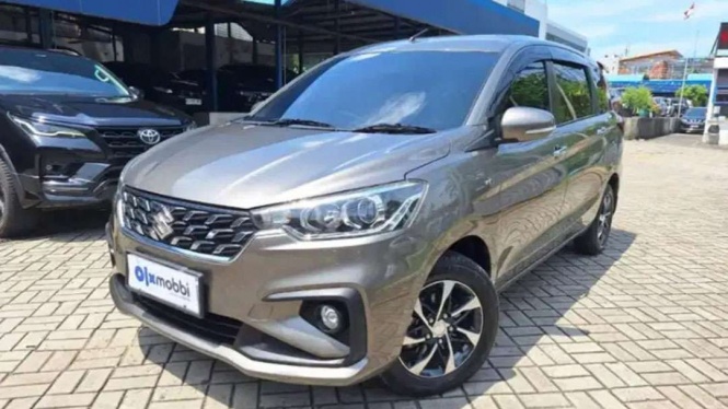 Suzuki Ertiga Hybrid bekas