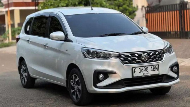 Suzuki Ertiga Hybrid bekas