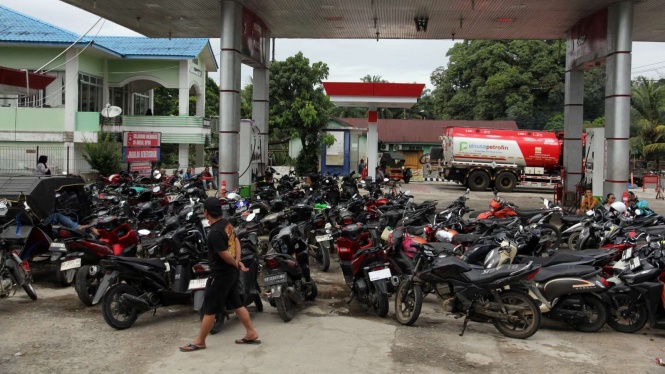 Penanganan Motor yang Terendam Banjir Sumatera dan Malang Penanganan Motor yang Terendam Banjir Sumatera dan Malang