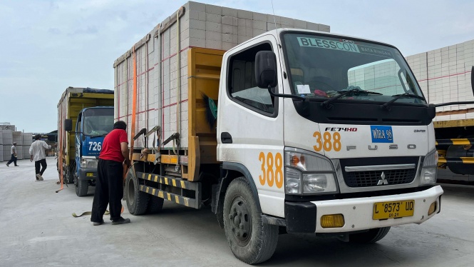 Cerita Pengusaha di Lamongan Andalkan Mitsubishi Fuso Canter