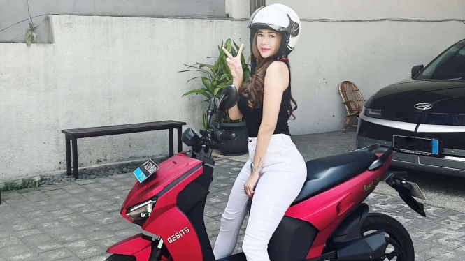 Aura Kasih Aura Kasih