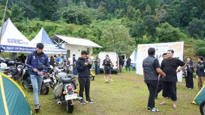 Komunitas motor Komunitas motor
