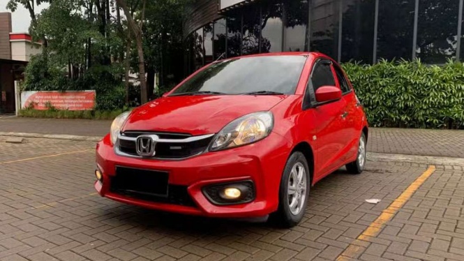 Mobil bekas di bawah Rp 100 juta