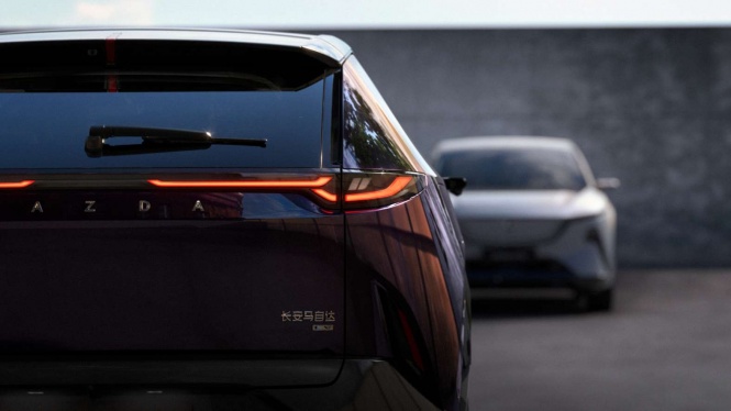 Mazda CX-6e