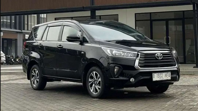 Toyota Kijang Innova Toyota Kijang Innova