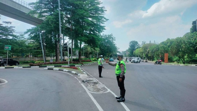 Ganjil genap Jakarta Ganjil genap Jakarta, Daftar Kendaraan Bebas Ganjil Genap Jakarta, Jadwal Ganjil Genap Jakarta, Lokasi Ganjil Genap Jakarta, Gerbang Tol yang Terkena Ganjil Genap Jakarta