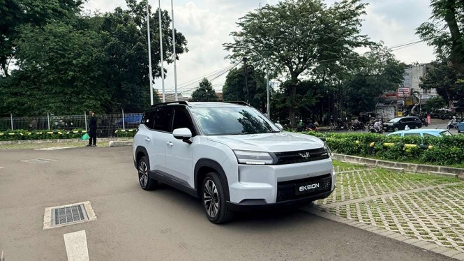 Wuling Eksion