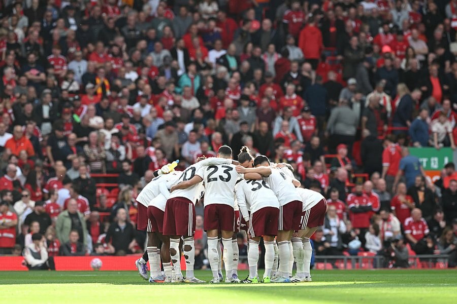 Arsenal masih adaptasi dengan bola baru Premier League