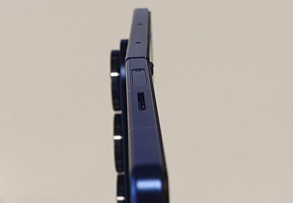 Engsel Samsung Galaxy Z Fold 7 bermasalah