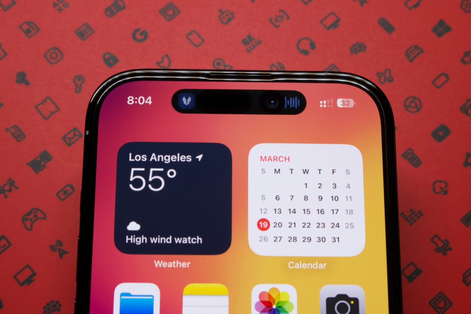 iPhone 18 akan hadirkan Face ID di bawah layar