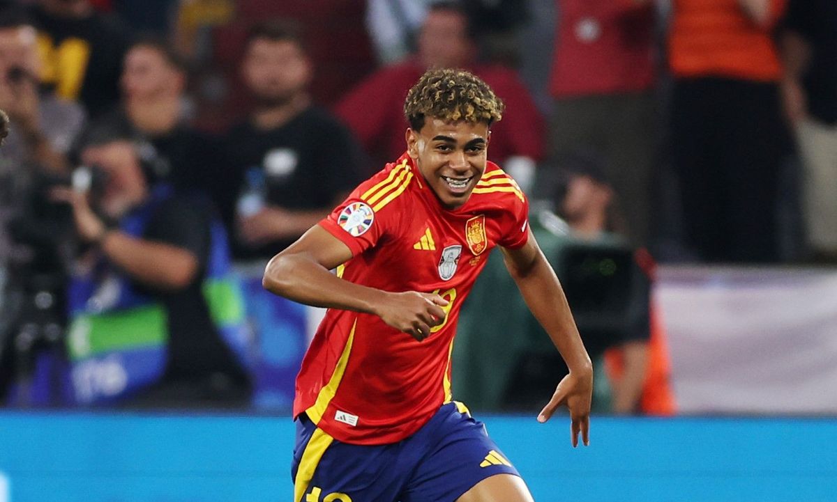 Lamine Yamal jadi pemain spanyol ketiga jika menangi Ballon d'Or