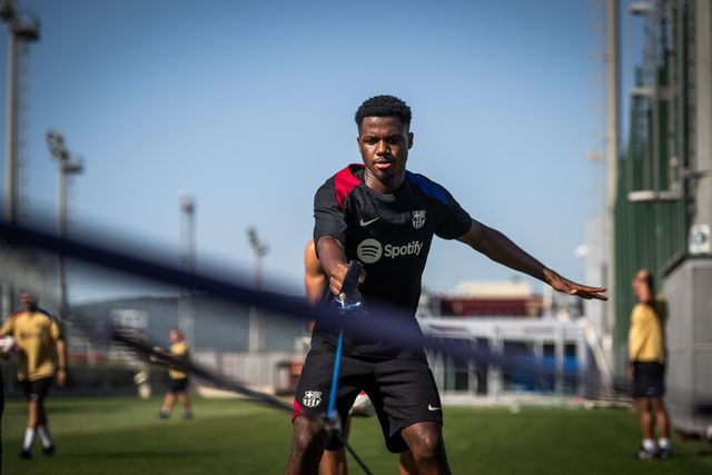 Ansu Fati dipastikan hengkang dari Barcelona