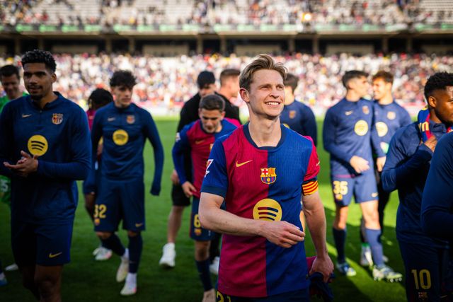 Gaji Frenkie De Jong akan dipotong Barcelona