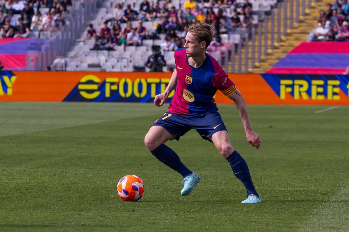 Frenkie de Jong tak setuju laga Barcelona vs Villarreal digelar di Miami