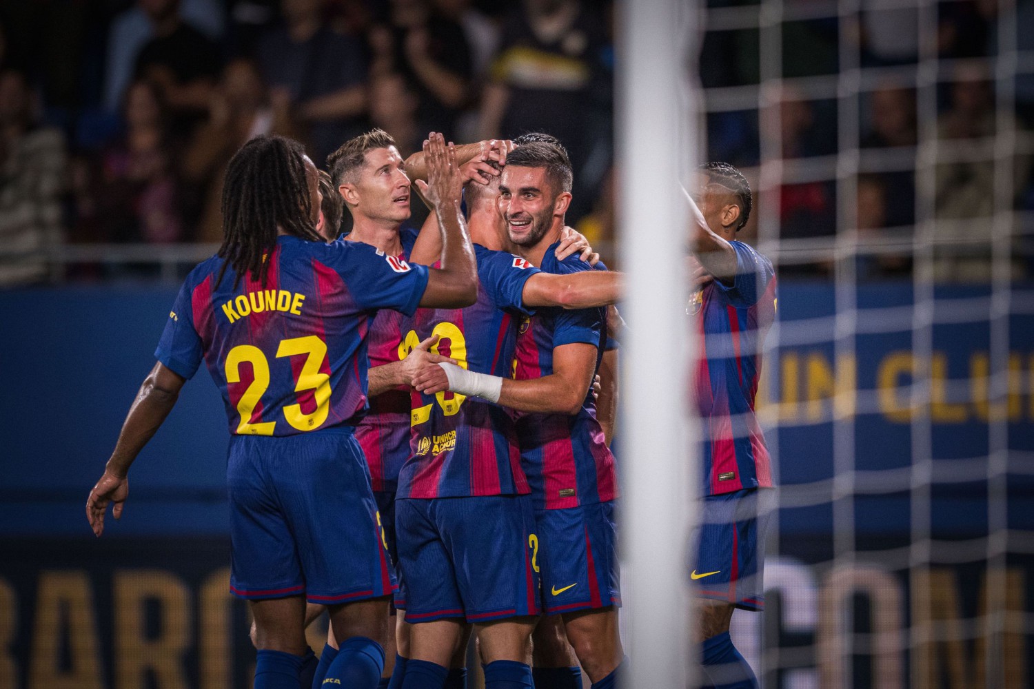Ferran Torres dan Dani Olmo berhasil manfaatkan kepercayaan Barcelona