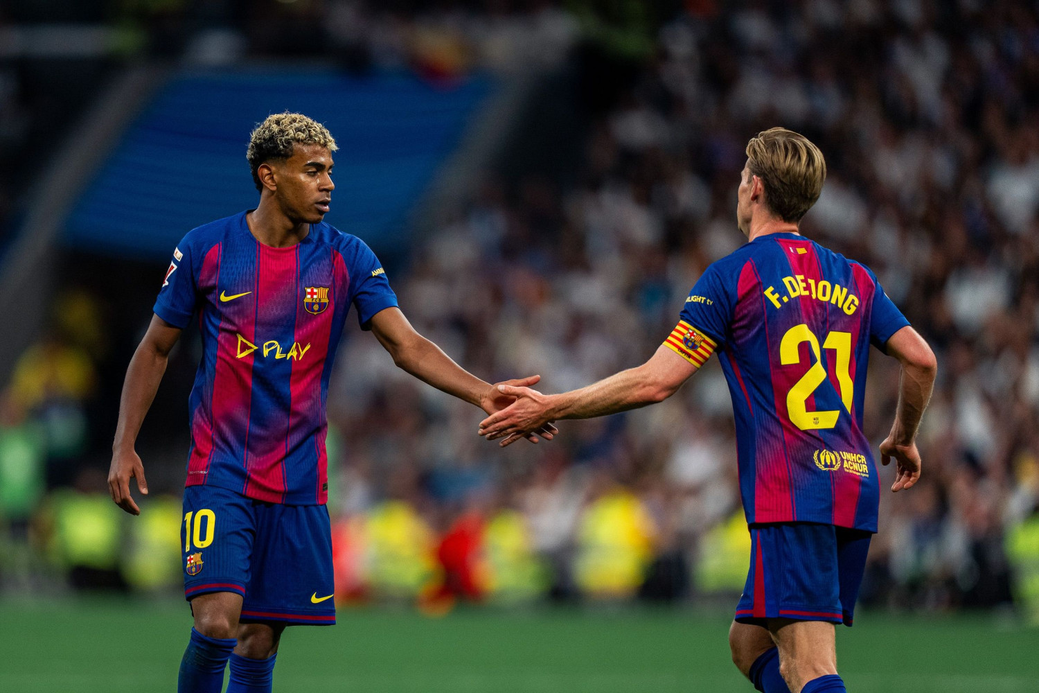 Frenkie de Jong bela Lamine Yamal soal ejekan ke Real Madrid