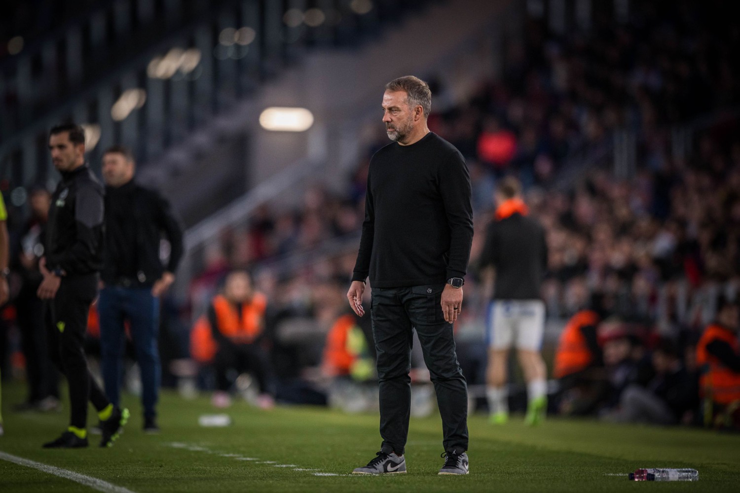 Hansi Flick kesal dengan keputusan wasit saat lawan Alaves