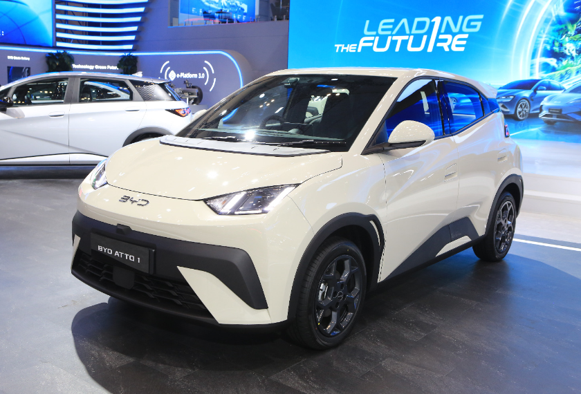 Beli Tipe Paling Tinggi atau Rendah, Ini Perbedaan BYD Atto 1 Dynamic dan Premium Lebih Lengkap 