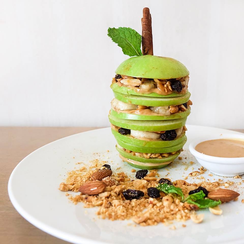 Skinnylicious, KetoConnect Cafe, Lowcarbbyfatchickencurrypuff , Yellow Spoon Pastry, Mama Som's Cake, I Cake Healthy, Vegan Bakery Bangkok, Scoma's