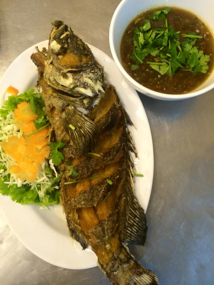 Chalong.Noodlebar, หมูย่างเกาหลีสามพี่น้อง, สาขา 2, สมศักดิ์ ปูอบ , เจริญไทยสุกี้ - 106, Jack Diamond, เฝอหม้อไฟ สุกี้สไตล์เวียดนาม, Midnight A Cocoa, บะหมี่ตงเล้ง ตลาดพลู - By Son