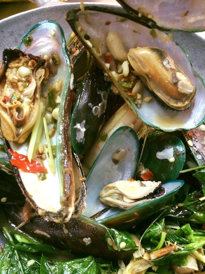 Chalong.Noodlebar, หมูย่างเกาหลีสามพี่น้อง, สาขา 2, สมศักดิ์ ปูอบ , เจริญไทยสุกี้ - 106, Jack Diamond, เฝอหม้อไฟ สุกี้สไตล์เวียดนาม, Midnight A Cocoa, บะหมี่ตงเล้ง ตลาดพลู - By Son