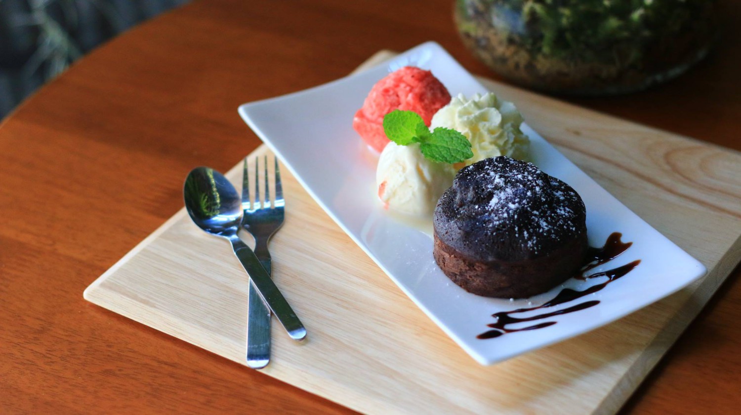 Unplan, ma na cafe', ปลาชุม : Plachum Café & Bistro, Nava House Café - นาวา เฮ้าส์ คาเฟ่, Coffee 123, FarmVille Chachoengsao, บ้านพระจันทร์เวียน, กรีนวิลล์ ผักสลัดเสิร์ฟจากฟาร์ม , D•presso cafe, Baan Melon Desert, Red Cat Cafe ตลาดบ้านใหม่, Lifehouse Cafe & Kitchen, T13 Café