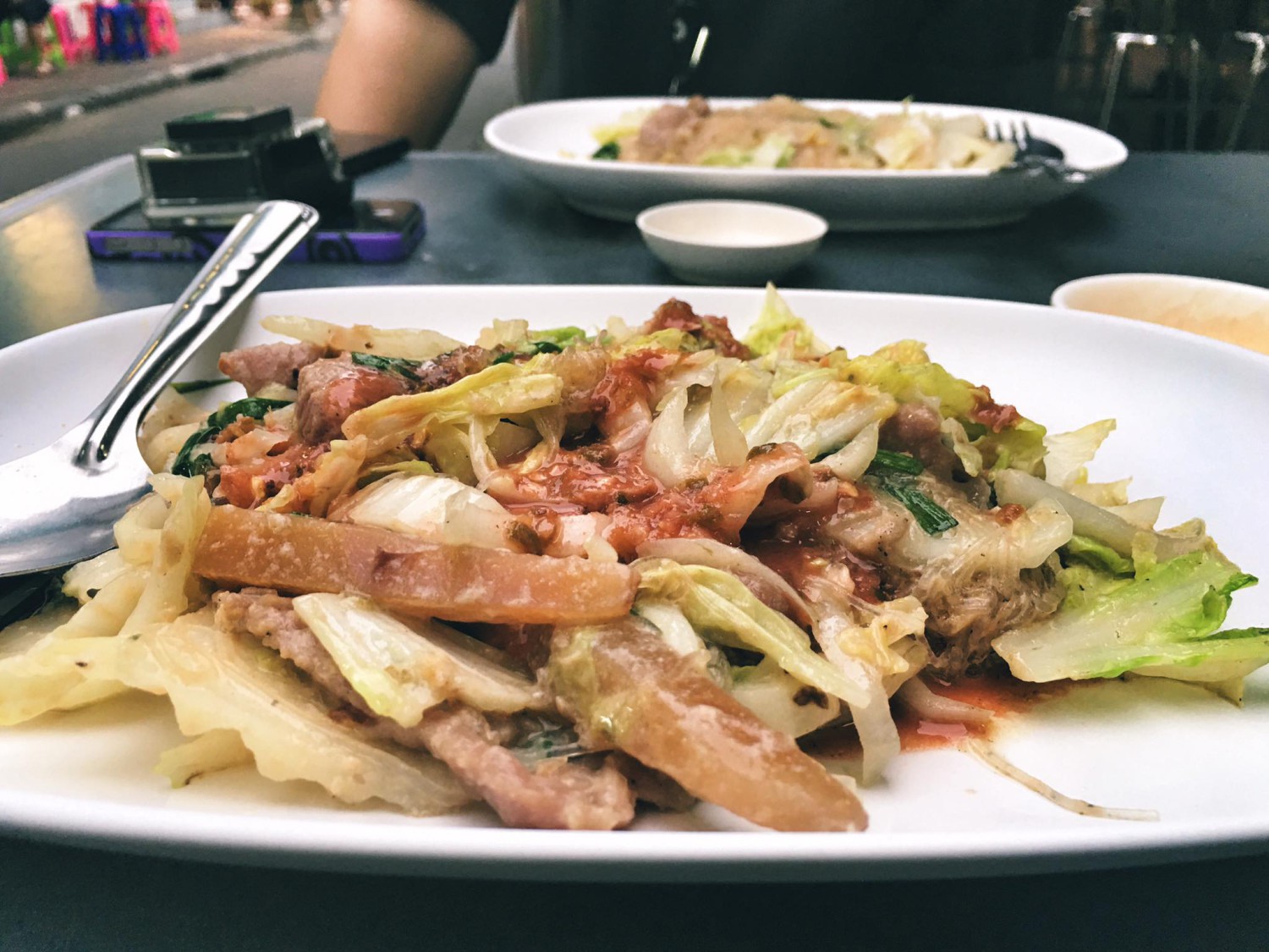 Recordoffee, มานพ สุกี้รถกระบะ, ก๋วยเตี๋ยวผัดงี่เง่า at เจ๊เบญ โอเดี้ยน, แดงราชาหอยทอด, ภัตตาคารกว้านสิ่วกี่, La Cabra Thailand, เจ๊คุ้งเกาเหลาเลือดหมู, ข้าวผัดปูตลาดน้อย