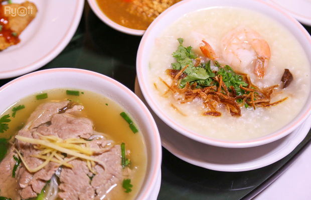 อิ่มเอิบแหนมเนือง, แอมเฮือง อาหารเวียตนาม, M.J. แหนมเนือง หนองคาย พลับพลาชัย, Arunee Cuisine, เชิญตะวัน, คำม่วน แหนมเนือง, สาขาหทัยราษฏร์, บ้านเวียดนาม คลอง4, Winner House, Pho Van, พี่หยองแหนมเนือง, วิลลี่แหนมเนือง Delivery, So Saigon เมืองทองธานี, กรีน แหนมเนือง, Saigon Recipe, Eat Viet, ครัวเมืองเว้ ลาว-ญวน, แหนมเนืองลับแล, แหนมเนืองคุณอ้อ, ลองดู, SAIGON VIETNAMESE RESTAURANT, โรงแรม ASIA HOTEL, VT แหนมเนือง, สาขาพระราม9, MJ แหนมเนืองอาหารเวียดนาม-อีสาน ทวีวัฒนา, ยัมมี่ แหนมเนือง เซ็นจูรี่ อ่อนนุช, Thuyền, แหนมเนืองนายช่าง Delivery