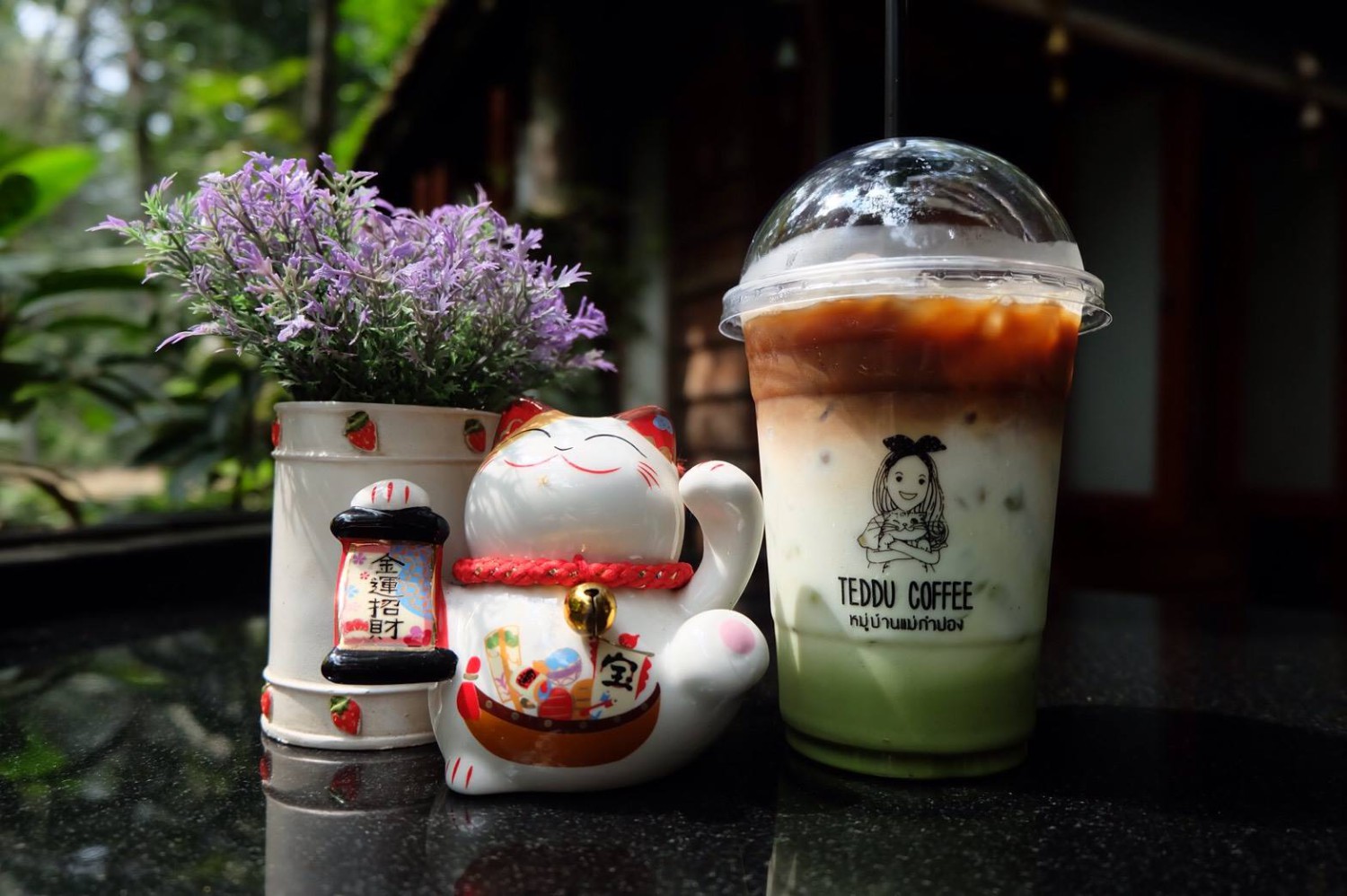 บ้านอิงดาว แม่กำปอง, Ma Du Doi Coffee แม่กำปอง, Teddu Coffee - Baansuphanbhum, ชมนกชมไม้, บ้านพักลุงปุ๊ด &amp; ป้าเป็ง แม่กำปอง, Pirunya Coffee, ร้านกาแฟฮ่อมดอย &amp; อาร์ตแกลเลอรี่ แห่งขุนเขา แม่กำปอง, บ้านหลงเขา แม่กำปอง &amp; ฮักเขา ฟาร์มสเตย์, ระเบียงวิวแม่กำปอง, ณ แม่กำปอง ร้านอาหารแม่กำปอง