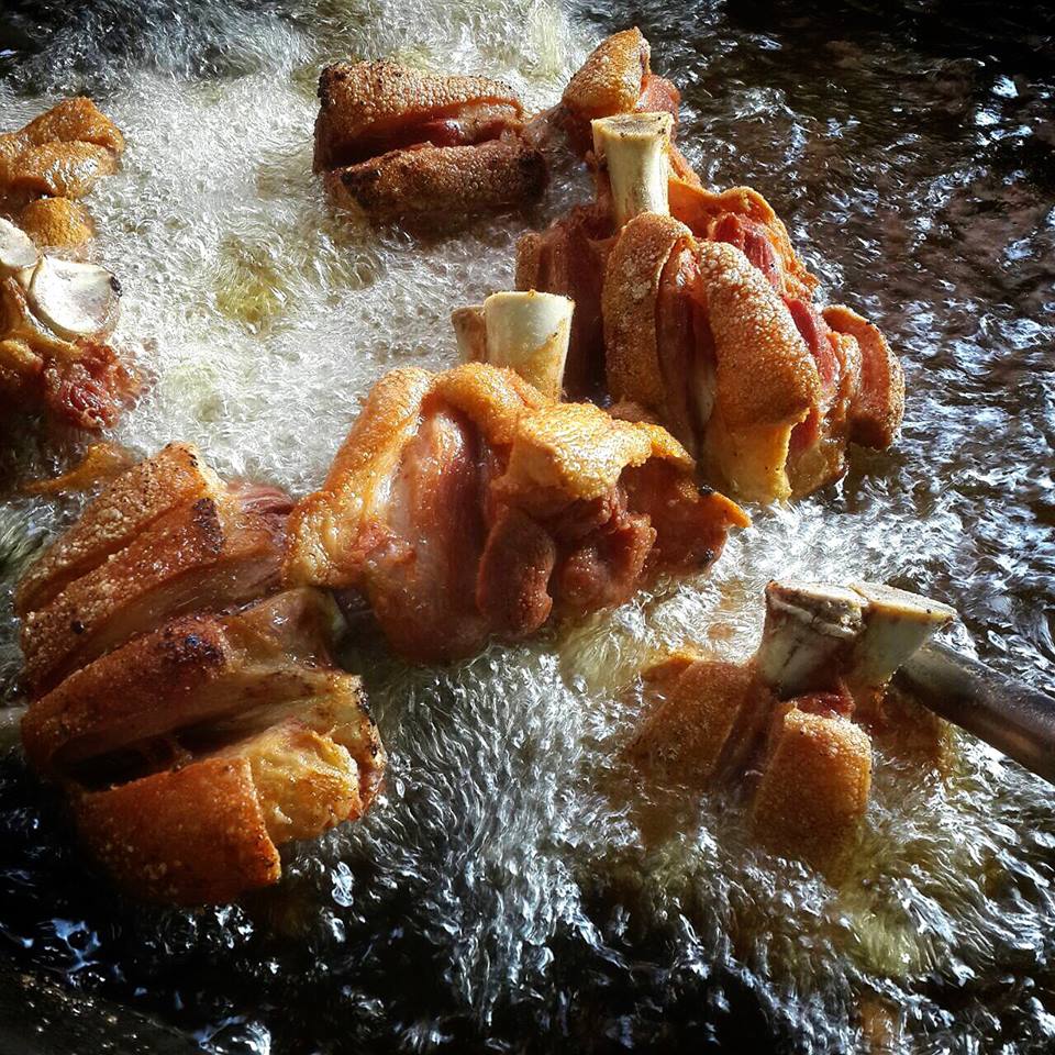 แชมป์ข้าวหมูทอด, สาขาพัทยา, หมูทอด BunBun, หมูทอด โพธิ์งาม - Rare Item, เหนียวหมู DRIVE THRU by i-Dle, ติดลม หมูทอดปลาร้า Delivery, หมูทอดเบรกแตก, หมูทอดจับกัง, หมูทอดราชวัตร, กินกันหมูทอด, หมูทอดติดฟัน, หมูหม้อเทพ, หมูทอดชาววัง, หมูทอดเจ๊จง, เฮงจัง หมูกระเทียม, Zaabmootod, ซุปเปอร์หมูทอด, แม่น้อยหมูทอด