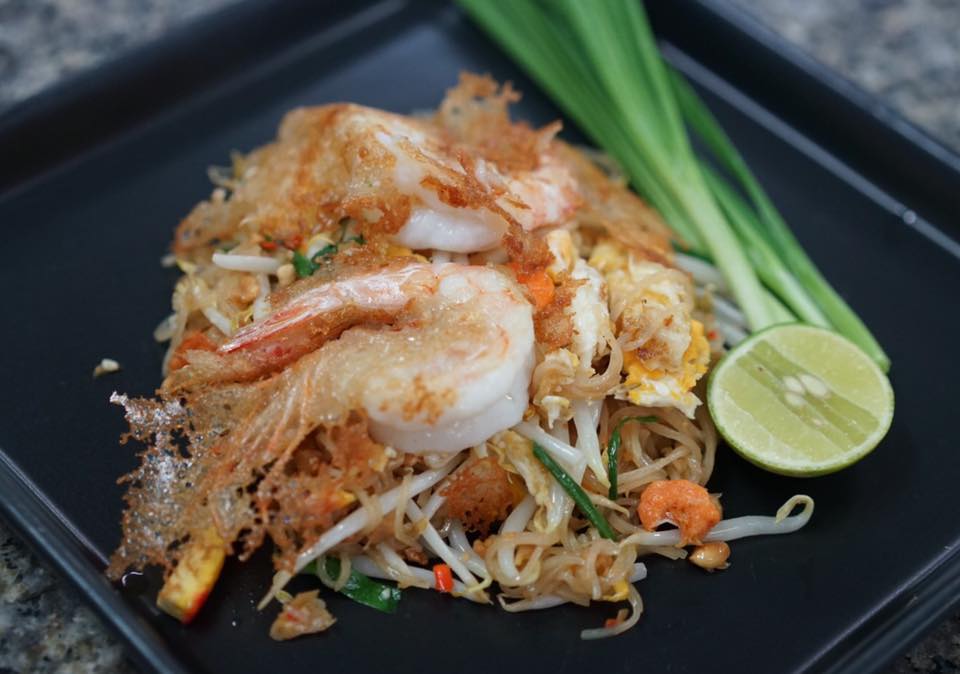 บ้านใหญ่ผัดไทยเตาถ่าน, ผัดไทยคุณยาย เสนาวิลล่า, ซอย7 แฮปปี้แลนด์, ผัดไทยหน้าช่องฯ, ผัดไทยายแถม ถนนวิสุทธิกษัตริย์, ทิพย์สมัย ผัดไทยประตูผี, ลุงภา ผัดไทย เจ้าเก่า, ผัดไทยเสวย ลาดพร้าว71, ประทุมทิพย์ผัดไทย, ผัดไทยวังหิน Showปัง, พรพิมลผัดไทย หอยทอด ราดซอสมันกุ้งรัชดา3แยก8 , เฮงหอยทอดชาวเล, ผัดไทยไฟทะลุ, ผัดไท นรกแตก, ผัดไทยรสเด็ดวงเวียนใหญ่ ไม่ใส่ผงชูรส, สอบถามเพิ่มเติม โทร. 02 438 8388, ผัดไทเทเวศร์ 359