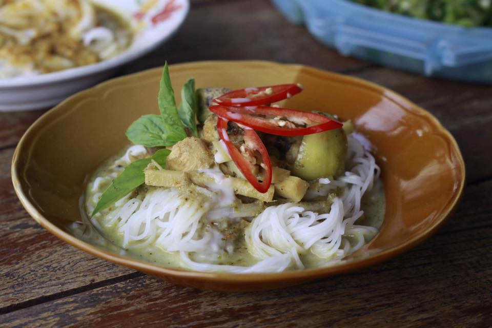 สวนชื่นสุข, Ar Restaurant Hatyai 嗳, ศิริ ต้มเลือดหมูหาดใหญ่, ไก่กรอบพี่เน่, ในรู, กุ๊กชัยติ่มซำ-ก๋วยเตี๋ยวราดหน้าปลากะพง, ร้านใต้ขอย ซอยตัน, กันเอง, หนานหยวน บะหมี่เกี๊ยวกุ้ง, สาขาปุณณกัณฑ์, ป่ายาง, บ้านก้ามปู, โชคดีแต่เตี้ยม บะกุ๊ดเต๋, ไก่ทอดหาดใหญ่มีนา, ร้านราดหน้าโกฉ่อน, ขนมจีนป้าชื่น, Space Bar, ขนมไข่เตาถ่านน้องนิล&คาเฟ่, ข้าวต้มรถแดง