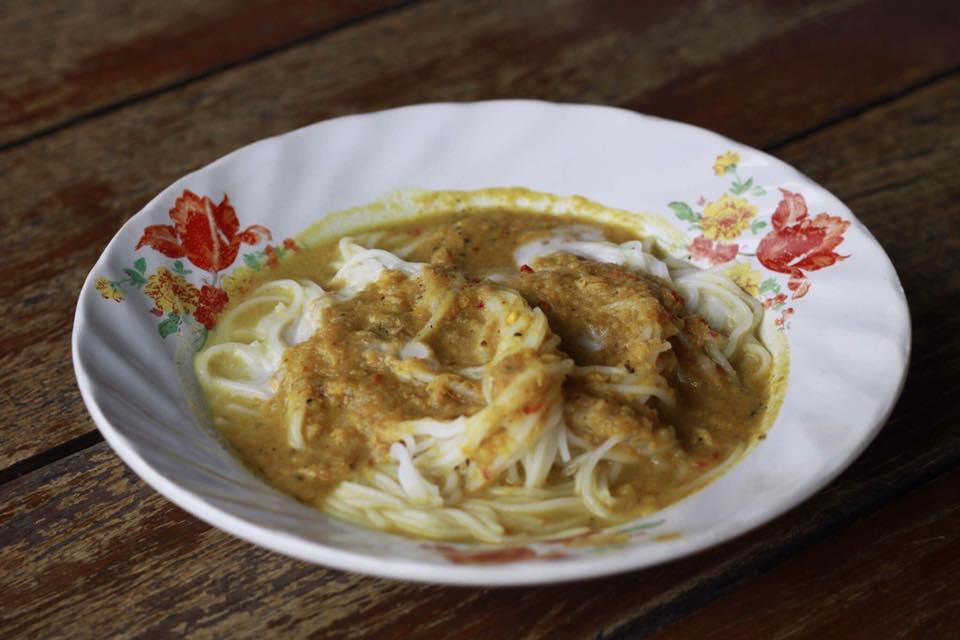 สวนชื่นสุข, Ar Restaurant Hatyai 嗳, ศิริ ต้มเลือดหมูหาดใหญ่, ไก่กรอบพี่เน่, ในรู, กุ๊กชัยติ่มซำ-ก๋วยเตี๋ยวราดหน้าปลากะพง, ร้านใต้ขอย ซอยตัน, กันเอง, หนานหยวน บะหมี่เกี๊ยวกุ้ง, สาขาปุณณกัณฑ์, ป่ายาง, บ้านก้ามปู, โชคดีแต่เตี้ยม บะกุ๊ดเต๋, ไก่ทอดหาดใหญ่มีนา, ร้านราดหน้าโกฉ่อน, ขนมจีนป้าชื่น, Space Bar, ขนมไข่เตาถ่านน้องนิล&คาเฟ่, ข้าวต้มรถแดง