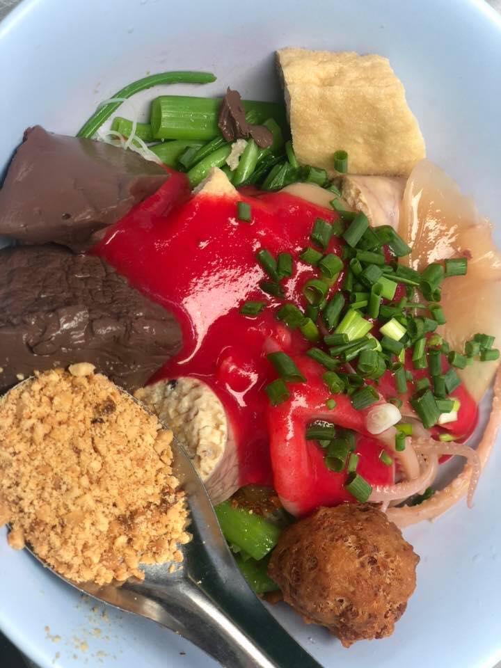 เย็นตาโฟรสเด็ดโบสถ์แม่พระฟาติมา, เย็นตาโฟ คอนแวนต์, อู๋ เย็นตาโฟประตูผี, ร้านไทยรุ่งเรืองเย็นตาโฟเจริญผล, ศาลาแดงเย็นตาโฟ, ปุ๊ เย็นตาโฟ, เตี้ยเย็นตาโฟ, ชาละวันเย็นตาโฟ, เฮียตี๋ ก๋วยเตี๋ยวลูกชิ้นปลาเย็นตาโฟเยาวราชลาดพร้าววังหิน, จิระเย็นตาโฟ, โฟพ่นไฟ, พัวกี่, นายอ้วนเย็นตาโฟเสาชิงช้า, เจ๊อี่ เย็นตาโฟ ต้มยำ, ก๋วยเตี๋ยวเย็นตาโฟพี่หมู รสเด็ด, เม้งโภชนา ปิ่นเกล้า ลูกชิ้นปลา, เจ๊น้อยเย็นตาโฟ พระราม4, เย็นตาโฟ62, ใช่ เตี๋ยวปลา, เย็นตาโฟโพธาราม, เจ้อ้วนเย็นตาโฟ Jeauan yentafo, เย็นตาโฟฮ่องเต้ ศรีย่าน, เย็นตาโฟป้าเสนา เล้งแซ่บ, เพ้งเย็นตาโฟเจ้าเก่า ตลาดห้วยขวาง