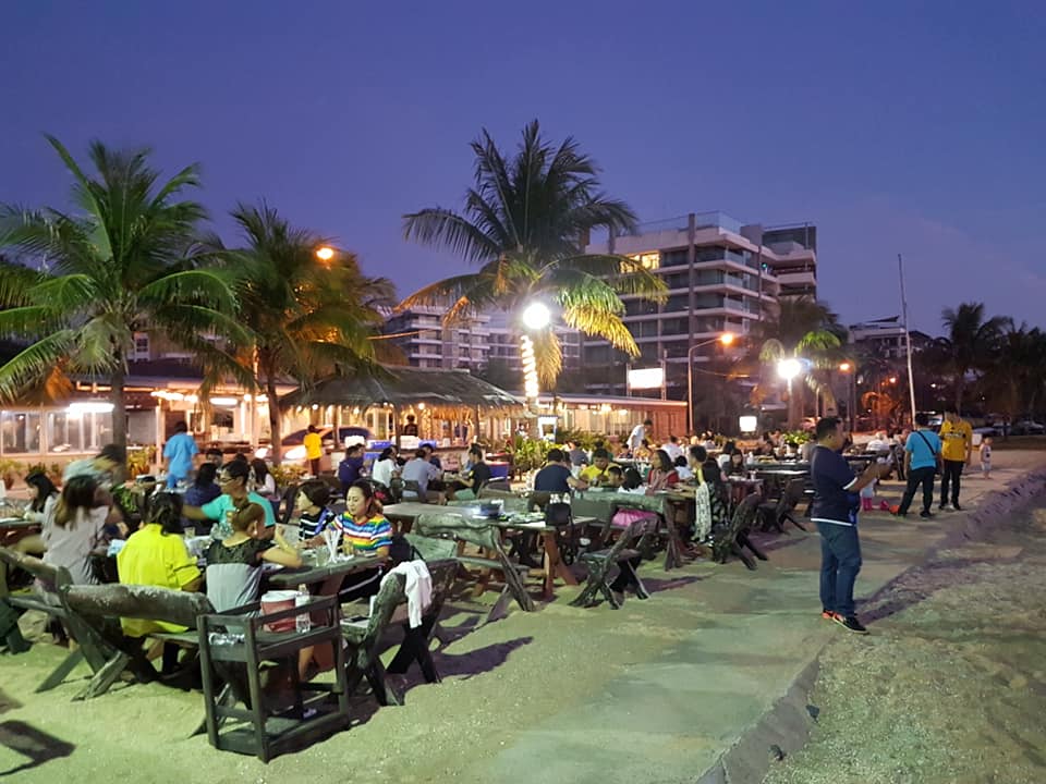 ปูเป็น SEAFOOD PATTAYA, ริมหาด ซีฟู๊ด, ลุงบอยป้ารัตน์, สาขาหาดจอมเทียน, Krua Dongtan ครัวดงตาล, ลุงไสว 1 สุดหาดจอมเทียน พัทยา, ศรีนวลซีฟู้ด, Anantaya Resort &amp; Seafood Pattaya, สุดเขต ทะเลเผา