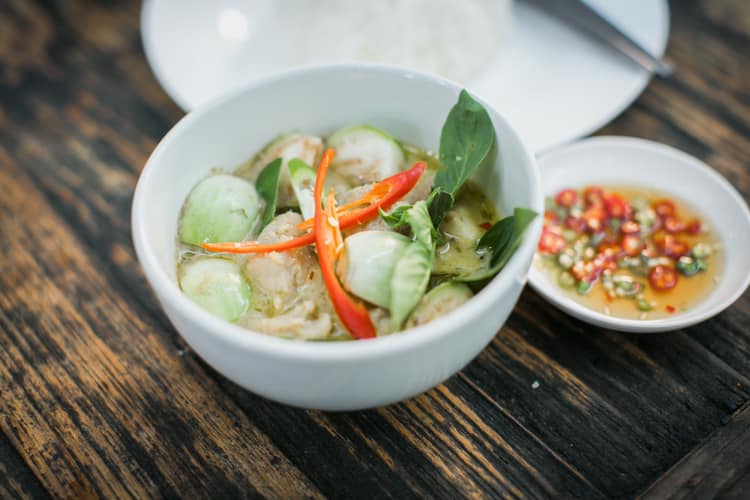 ก๋วยเตี๋ยวเรือในคลอง อยุธยา, กรุงเก่า"เตี๋ยวเรือ", ก๋วยเตี๋ยวเรือลวกปากริมคลอง &amp; หมูกะทะ อยุธยา, ก๋วยเตี๋ยวเรืออยุธยา-โอชินสูตรโบราณ, ร้านก๋วยเตี๋ยวเรือโอ่งบนแพริมแม่น้ำน้อย, ก๋วยเตี๋ยวเรือกิมหลวน อยุธยา, ก๋วยเตี๋ยวเรือ ตาลเดี่ยว'เตี๋ยวเรือ, ก๋วยเตี๊ยวลุงแจ๊ะ (บัวหวาน), ร้านก๋วยเตี๋ยวตาไห (คลองท่อ), ก๋วยเตี๋ยวเรือแม่วันดี อยุธยา, ก๋วยเตี๋ยวเรือแม่ต่วม อยุธยา, ก๋วยเตี๋ยวเรือ เสือร้องไห้, ก๋วยเตี๋ยวเรือ "รสโจ๊ะ" ป้าไวท์, ก๋วยเตี๋ยวเรืออยุธยา ป้าษา2, ก๋วยเตี๋ยววัดใหญ่, ก๋วยเตี๋ยวเรือห้อยขา อยุธยา, ก๋วยเตี๋ยวเรือนายอ๊อฟ สูตร”ยายจง”รสดั้งเดิม, ไทยเทวา ก๋วยเตี๋ยวเรืออยุธยา, ต้อยตลาดแตก สาขาใหญ่ ก๋วยเตี๋ยวเรืออยุธยา