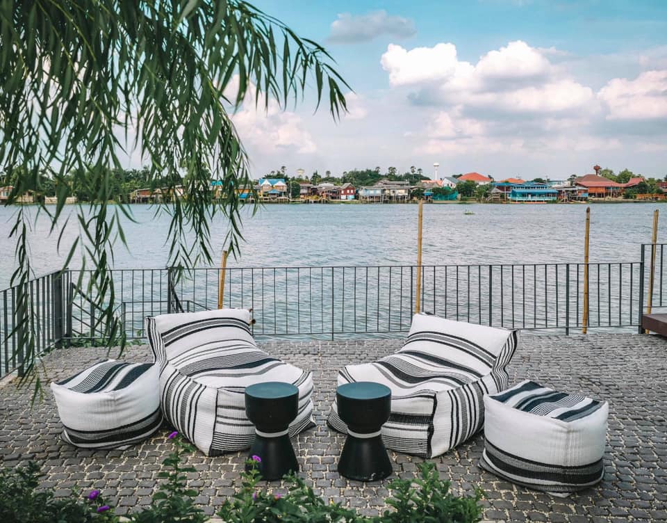 Kiddies’ House, ม้าก้านกล้วย คิดส์คาเฟ่, Little sheep kids cafe, Kickinkids, Moana Cafe, Organika Cafe and Play, Little Barn Kids Cafe, Pumpkin Art Town, DUBUA CAFE, FARM LUCK, Dressage Horse Café, Buttercup, Mari go round
