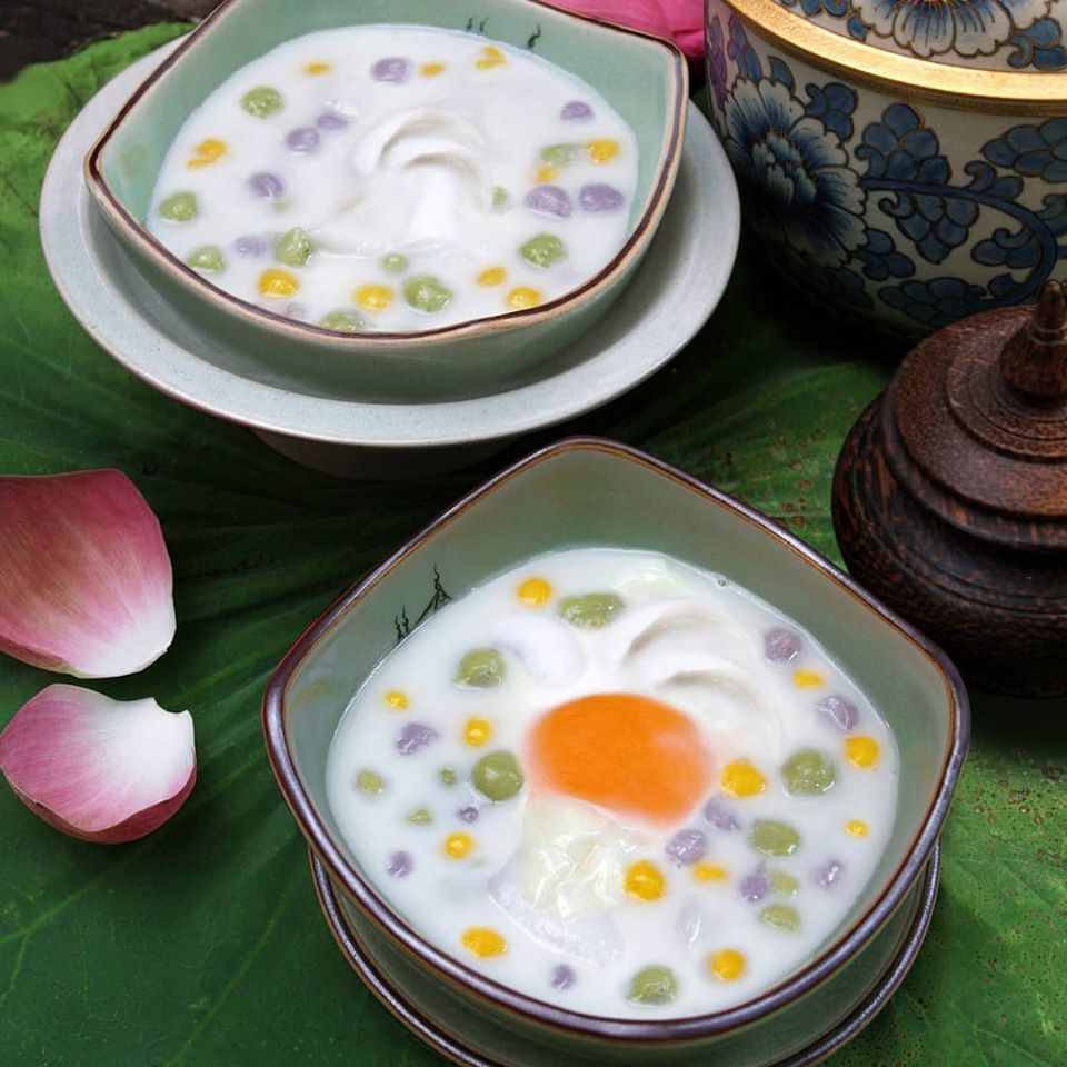 ครัวจำแลง แปลงกาย, ศรีตราด, Jirakaan Restaurant, เสวยซีฟู้ด, เรือนมัลลิการ์, ต้นเครื่อง, บ้านไอซ์, Gedhawa เก็ดถะหวา, Cr. ภาพทั้งหมดจาก Facebook Gedhawa Sukhumvit33, Madam Saranair มาดามสาระแหน่, ตะลิงปลิง สุขุมวิท 34, แสนสำราญที่แสนแสบ