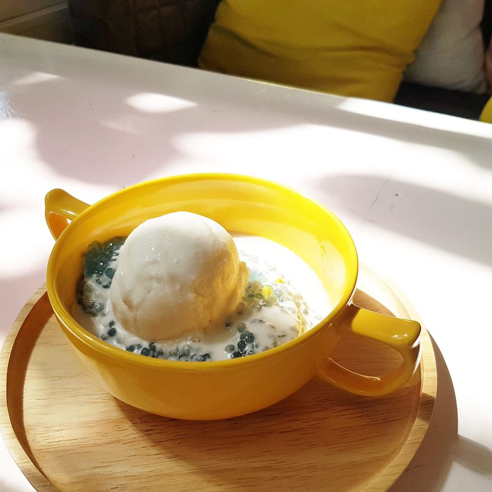 Autumn haus, YOJU Cafe, Lemon Me Farm, STARTCafé, Lot no.8 cafe, 23 cafe and bistro, STAY WITH TREE cafe, April Flavors cafe, Destiny cafe', บ้านปายนา, DUBUA CAFE, House of Chandra - เสน่ห์จันทน์ , 11 Elephant Dessert Cafe, Hangar Cafe', Merce Cafe & Restaurant, Ton Khao Terrace, O2 Kaffee & Bistro, Pomelo Cafe, Little tree, Chinu Coffee