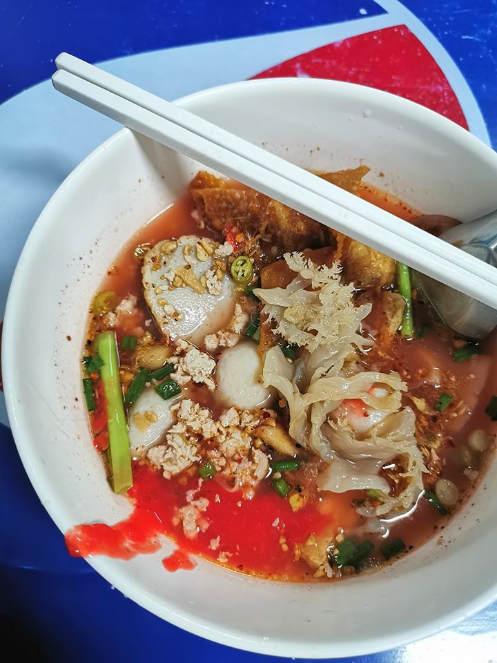 เย็นตาโฟรสเด็ดโบสถ์แม่พระฟาติมา, เย็นตาโฟ คอนแวนต์, อู๋ เย็นตาโฟประตูผี, ร้านไทยรุ่งเรืองเย็นตาโฟเจริญผล, ศาลาแดงเย็นตาโฟ, ปุ๊ เย็นตาโฟ, เตี้ยเย็นตาโฟ, ชาละวันเย็นตาโฟ, เฮียตี๋ ก๋วยเตี๋ยวลูกชิ้นปลาเย็นตาโฟเยาวราชลาดพร้าววังหิน, จิระเย็นตาโฟ, โฟพ่นไฟ, พัวกี่, นายอ้วนเย็นตาโฟเสาชิงช้า, เจ๊อี่ เย็นตาโฟ ต้มยำ, ก๋วยเตี๋ยวเย็นตาโฟพี่หมู รสเด็ด, เม้งโภชนา ปิ่นเกล้า ลูกชิ้นปลา, เจ๊น้อยเย็นตาโฟ พระราม4, เย็นตาโฟ62, ใช่ เตี๋ยวปลา, เย็นตาโฟโพธาราม, เจ้อ้วนเย็นตาโฟ Jeauan yentafo, เย็นตาโฟฮ่องเต้ ศรีย่าน, เย็นตาโฟป้าเสนา เล้งแซ่บ, เพ้งเย็นตาโฟเจ้าเก่า ตลาดห้วยขวาง