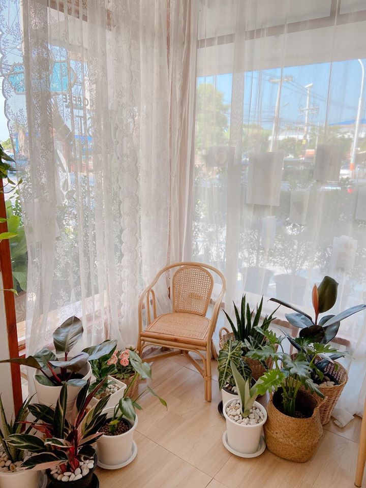 NAYA Cafe, Krasai.cafe, Sanoh at Ayutthaya, ชีวาคาเฟ่, FENG, Tewa Cafe Ayutthaya, Homeboy, PRANG VIEW, Peko Peko Cafe - ペ コ ペ コ, A Lovely Table, Busaba Cafe & Meal, WIWA House Cafe', The Summer House, Phoyard, Cafe' de Zia, Café Kantary Ayutthaya, บ้านข้าวหนม, Basic Space Coffee, Cafe'Trifecta, ในคลองคาเฟ่, ไม้ขาวคาเฟ่ ayutthaya, ชงนวล'Cafe